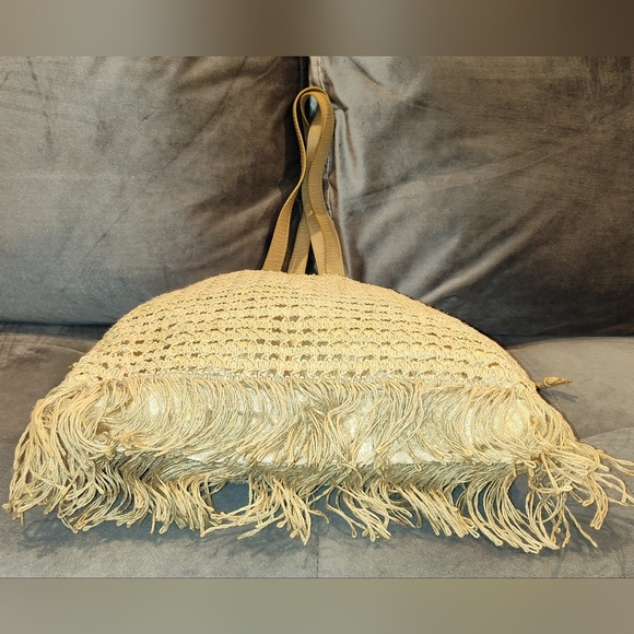 RARE FENDI S.A.S ZUCCA CROCHET GOLD  METALLIC DRAW-STRING FRINGE SHOULDER BAG - Picture 10 of 16